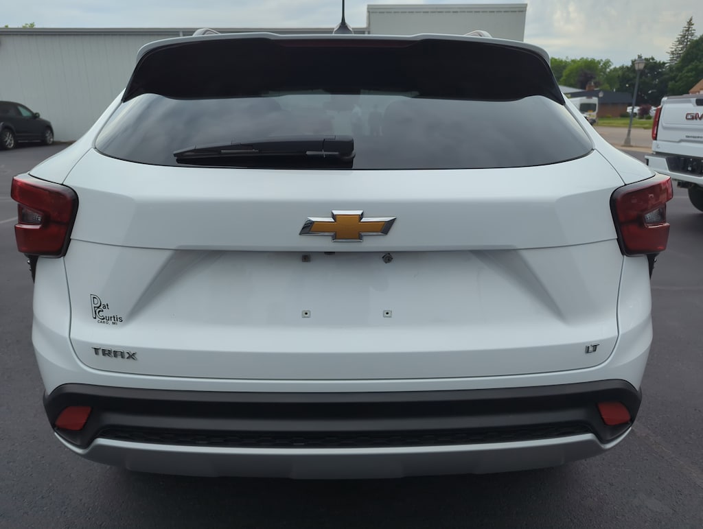 Used 2024 Chevrolet Trax LT SUV