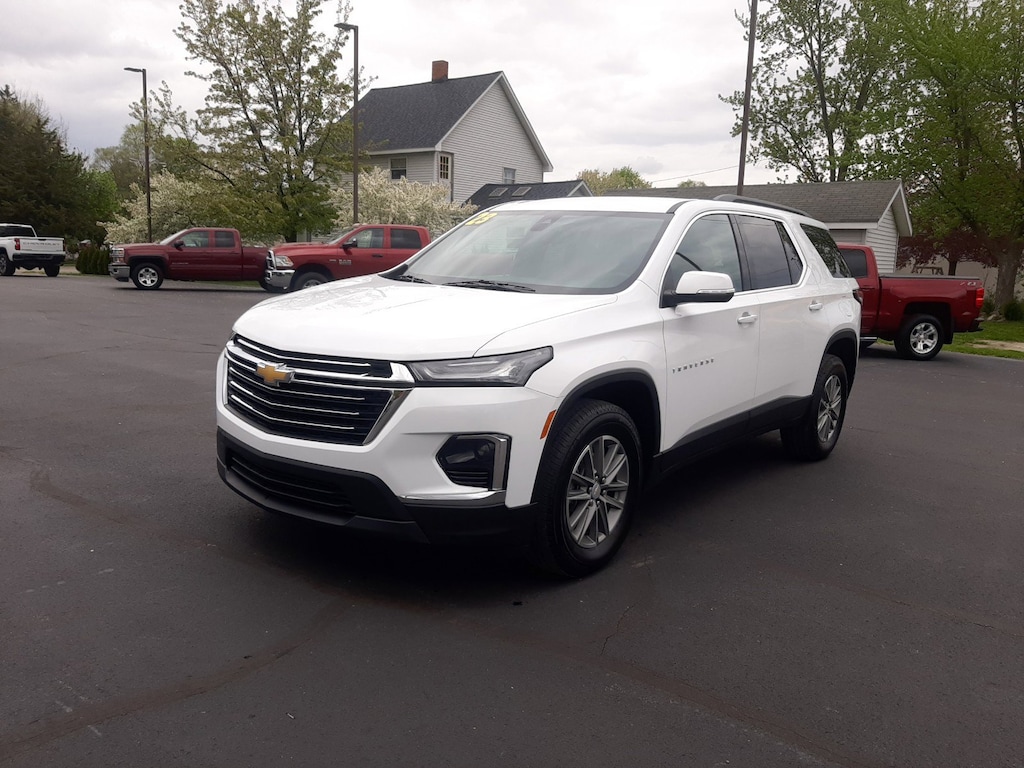 Used 2023 Chevrolet Traverse LT Cloth SUV