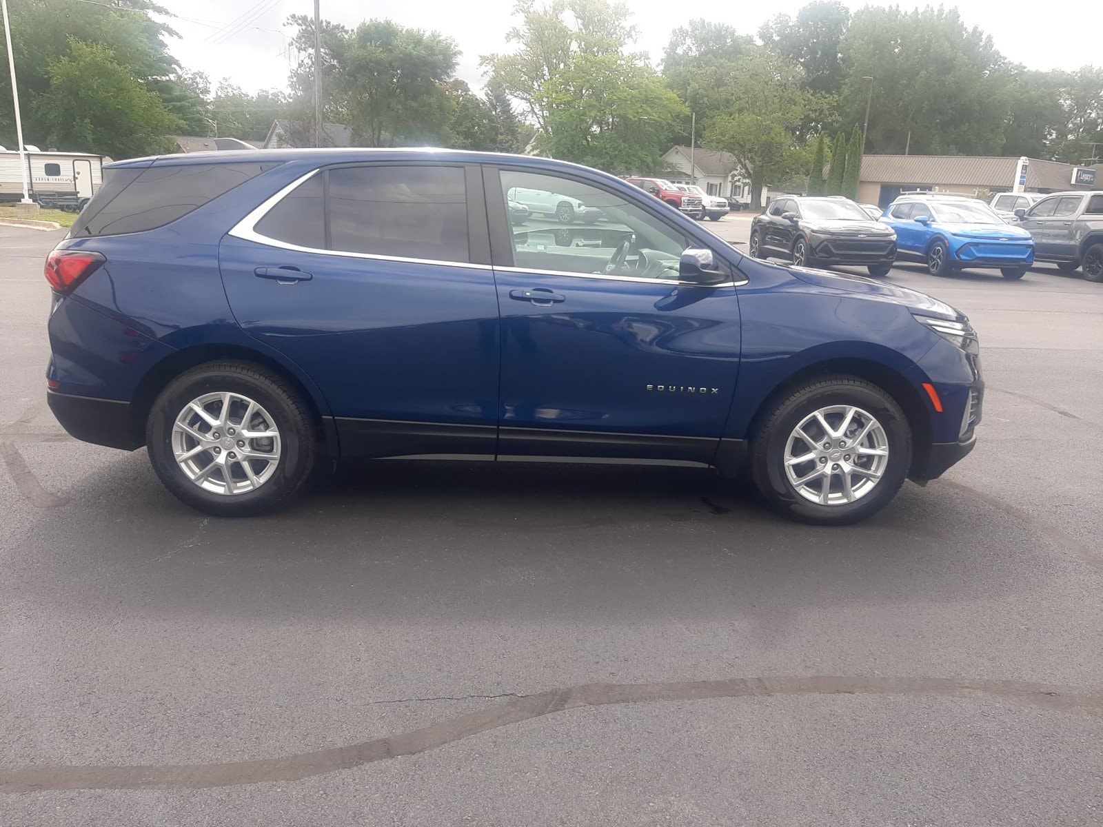 2023 Chevrolet Equinox LT - Photo 6