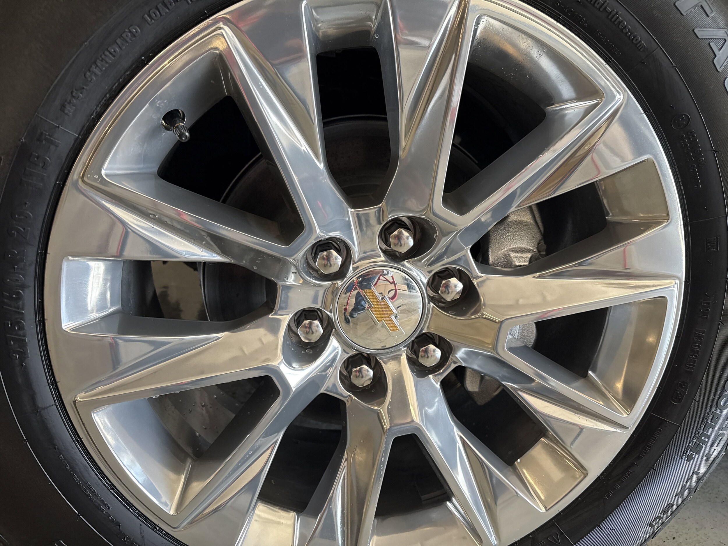 2025 Chevrolet Tahoe Premier photo 4