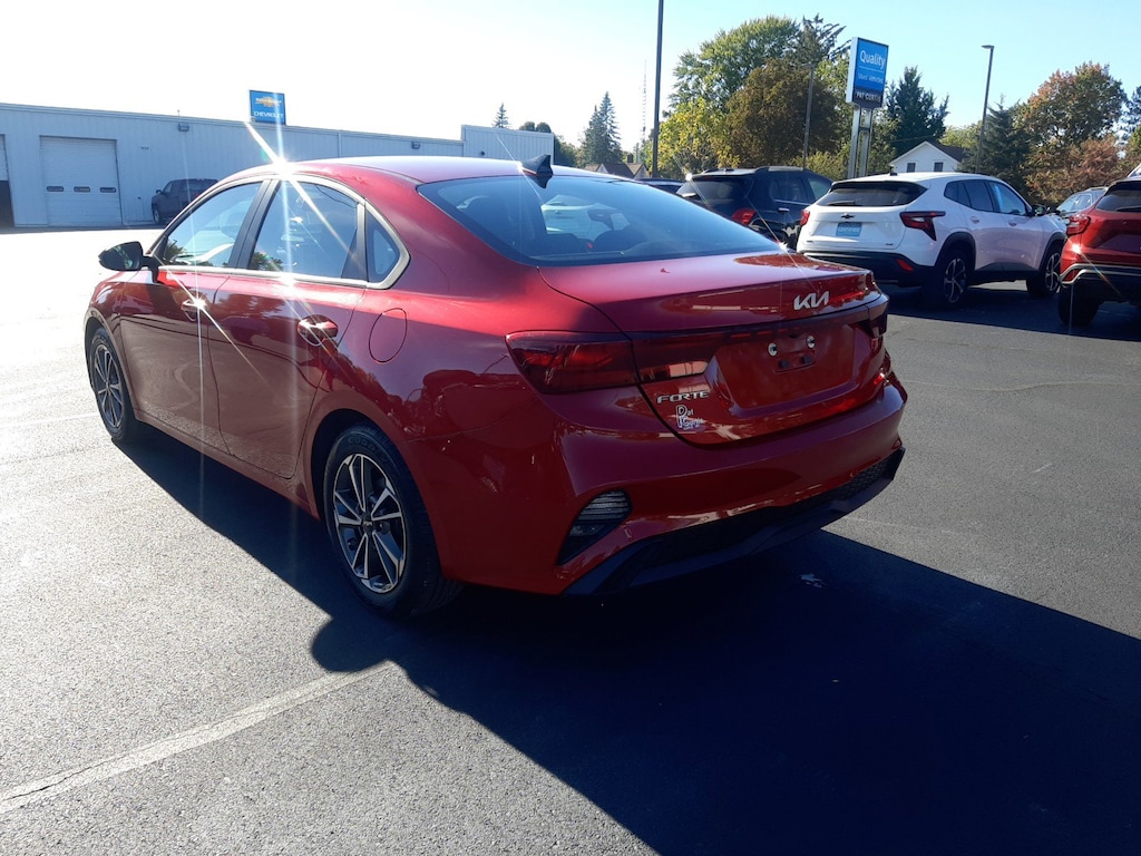 Used 2022 Kia Forte LXS Sedan