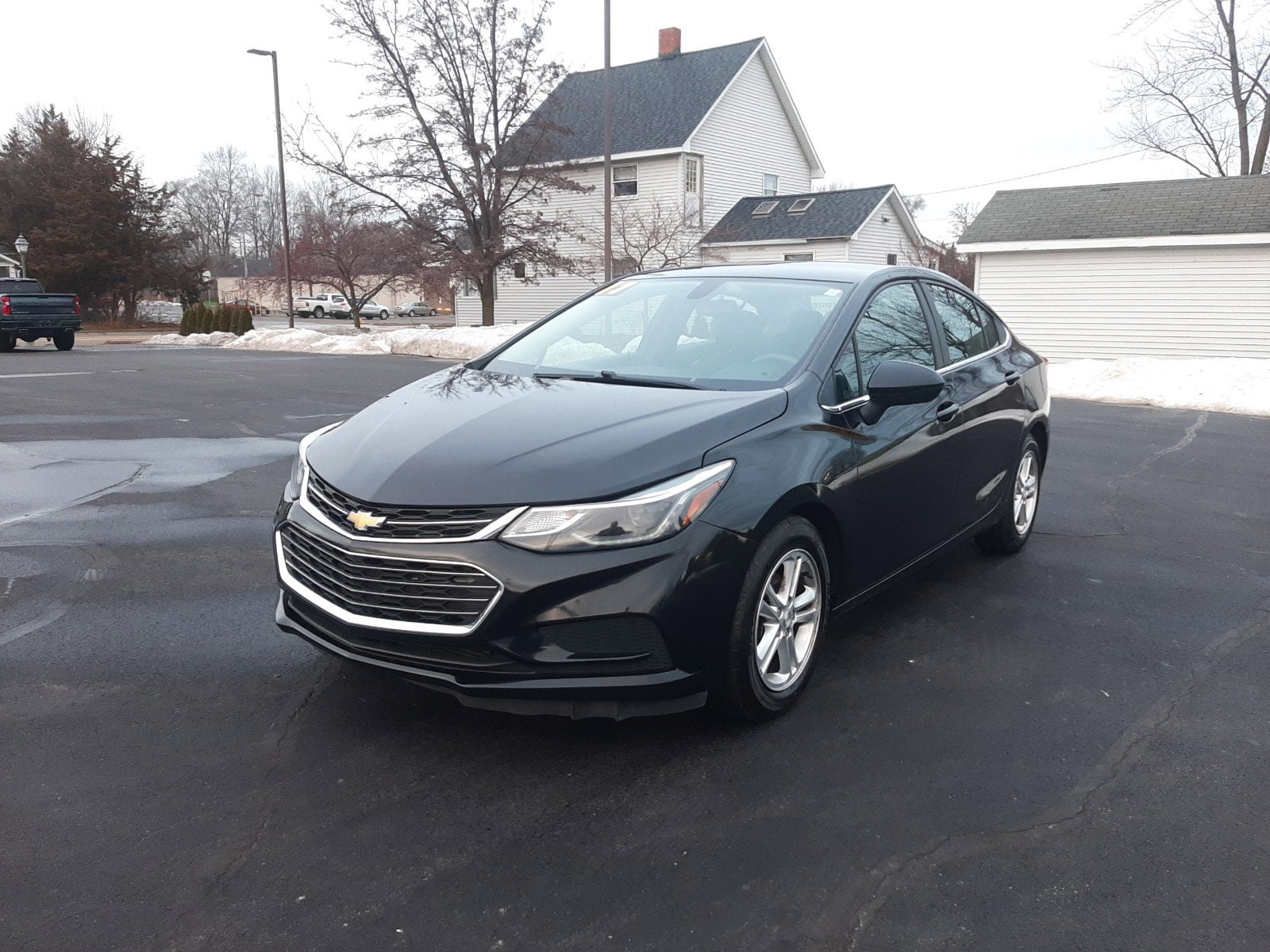 2017 Chevrolet Cruze LT's photo