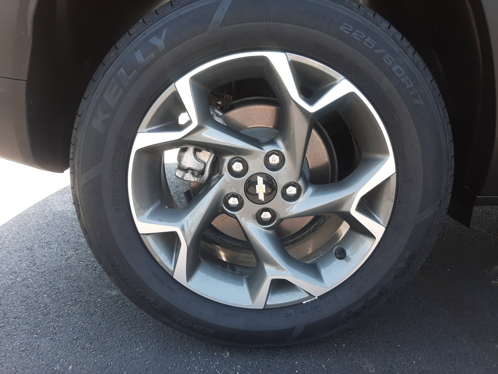 2025 Chevrolet Trax LT - Photo 34