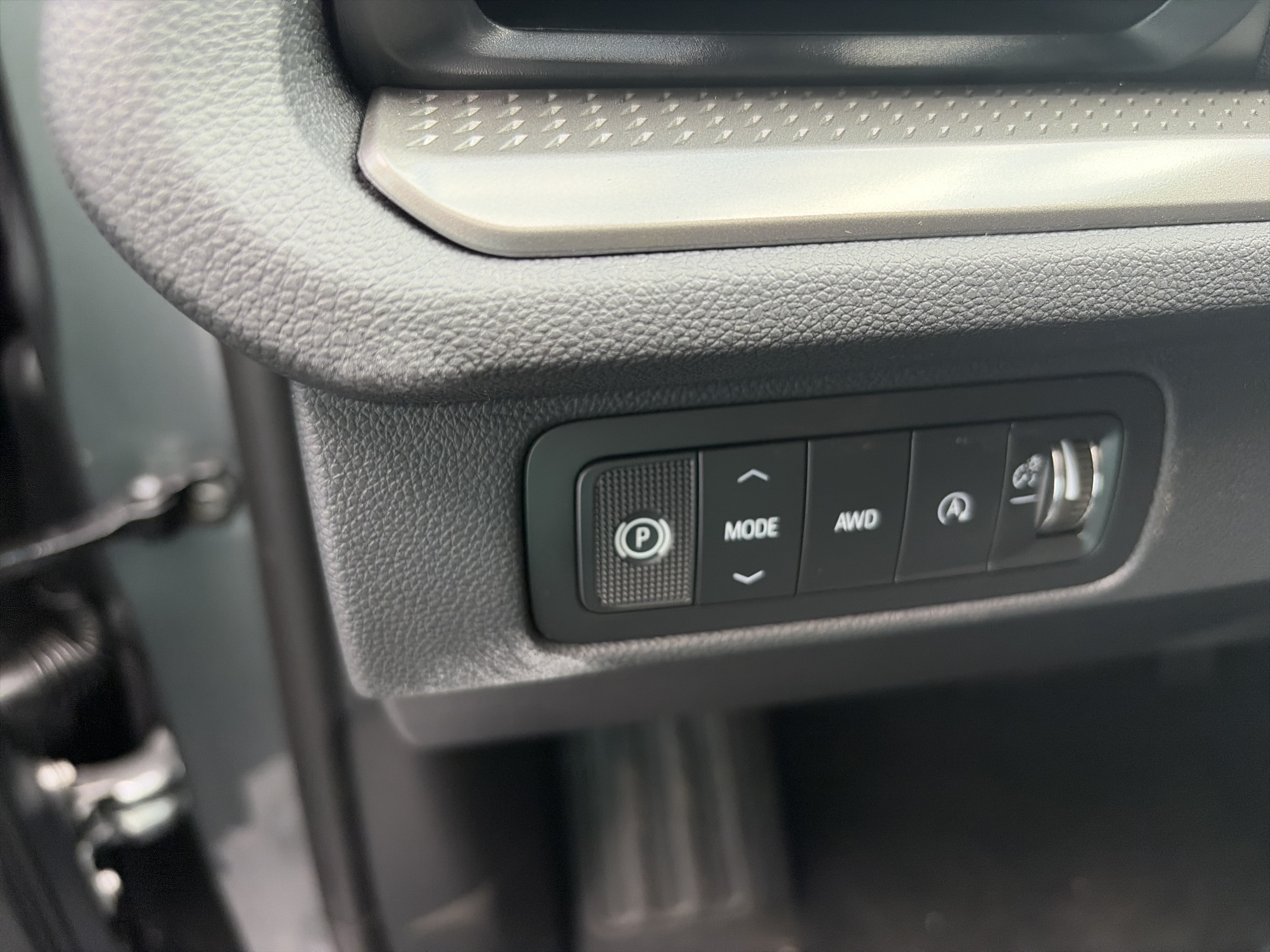 2027 Chevrolet Traverse LT - Photo 12