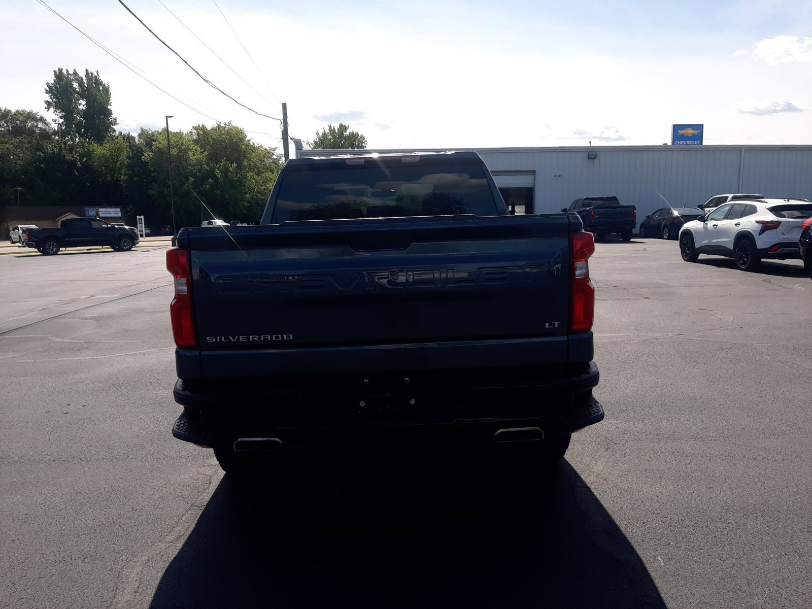 2021 Chevrolet Silverado 1500 LT Trail Boss photo 3