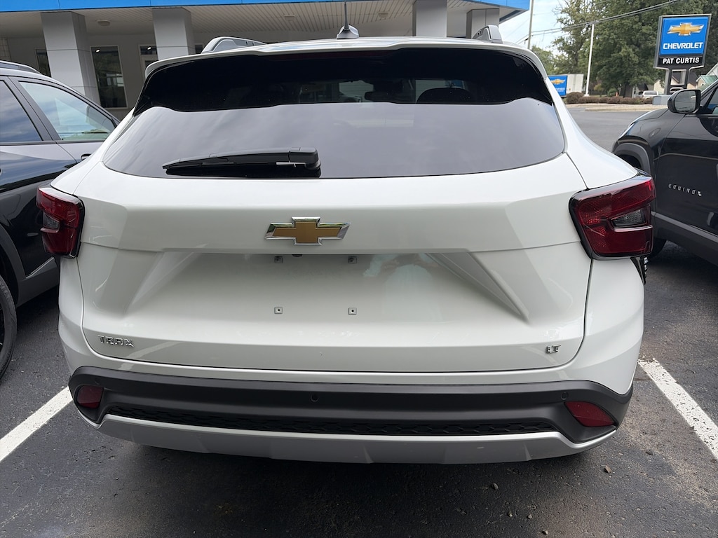 New 2026 Chevrolet Trax LT SUV