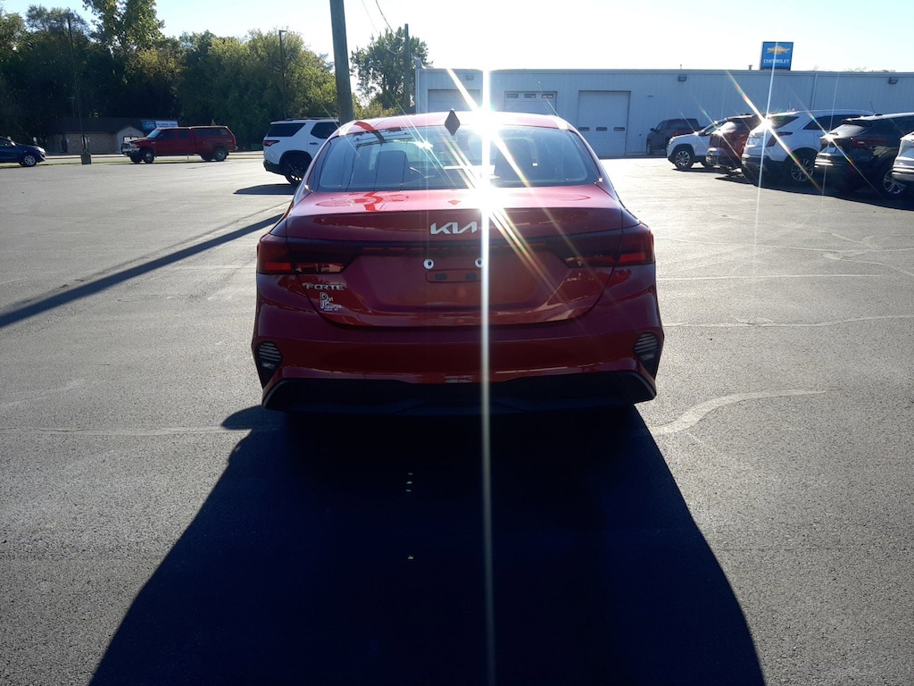 Used 2022 Kia Forte LXS Sedan