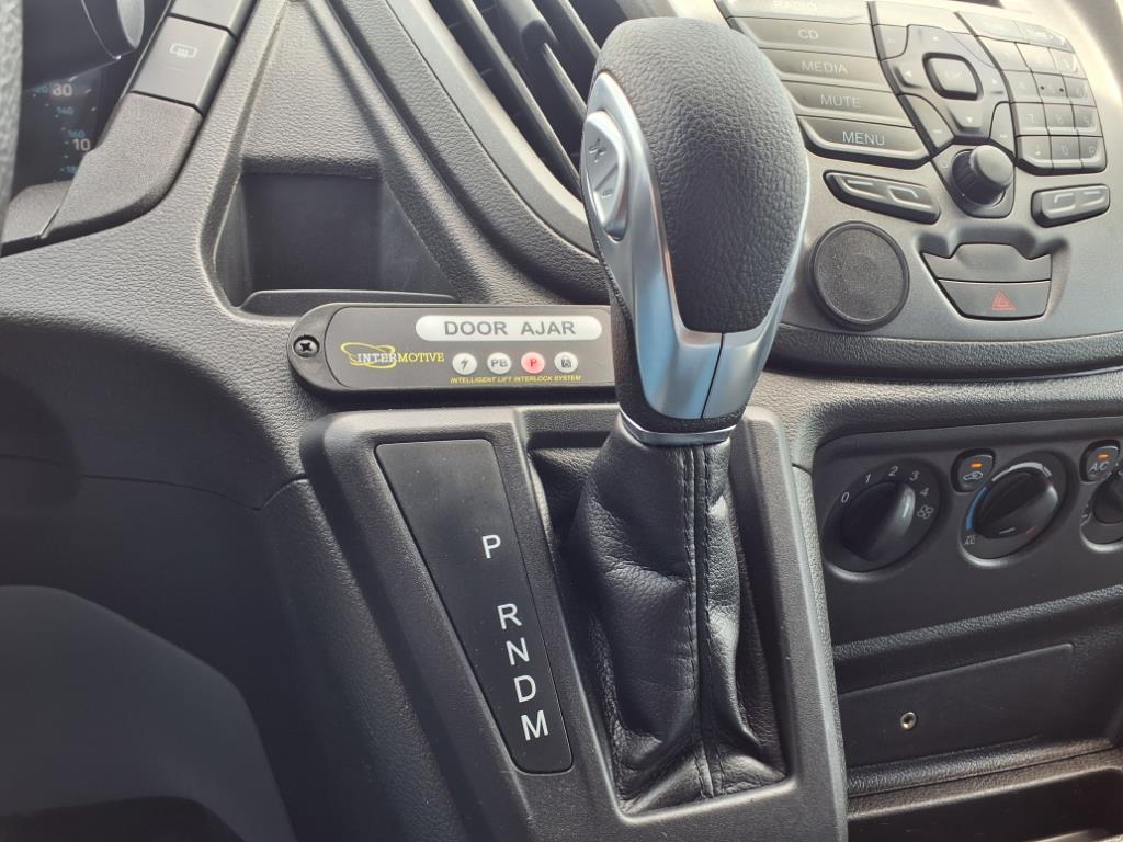 2019 Ford Transit Passenger Van XL - Photo 15