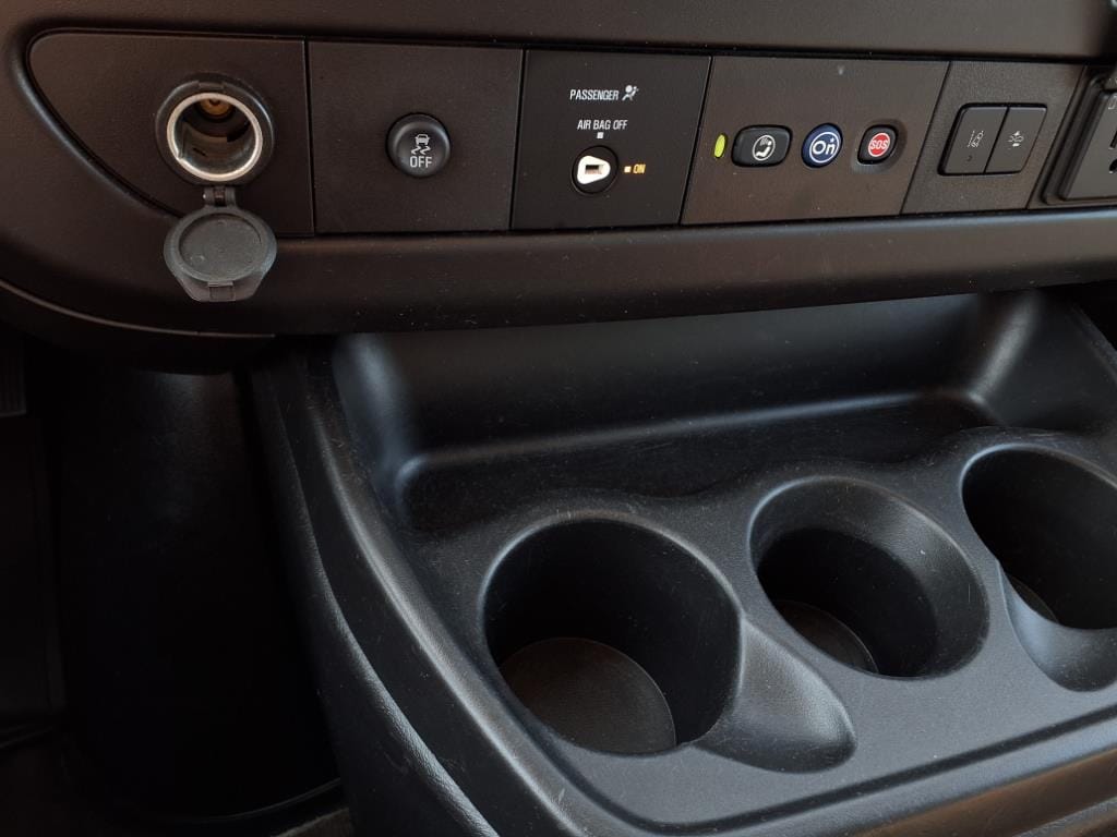 2019 Chevrolet Express Passenger LT - Photo 12