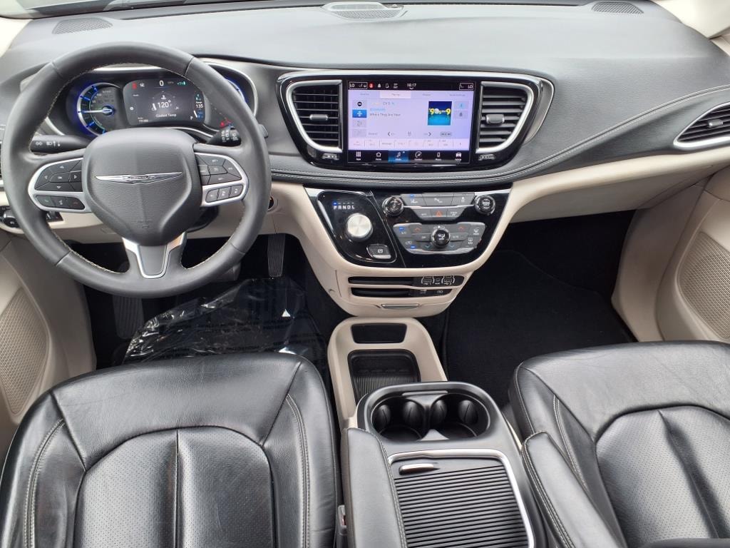 Used 2022 Chrysler Pacifica Hybrid Touring L Van Passenger Van