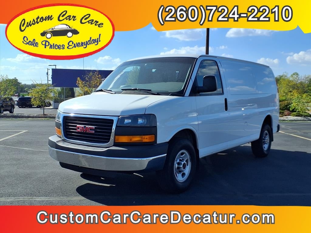 2016 GMC Savana Cargo Work Van's photo