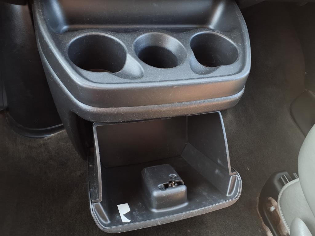 2019 Chevrolet Express Passenger LT - Photo 14