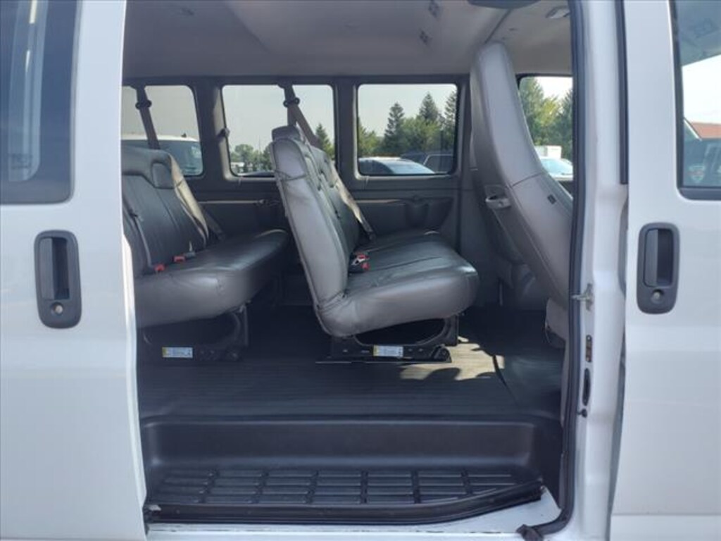 Used 2022 Chevrolet Express 3500 LS 15 Passenger Van Extended Van