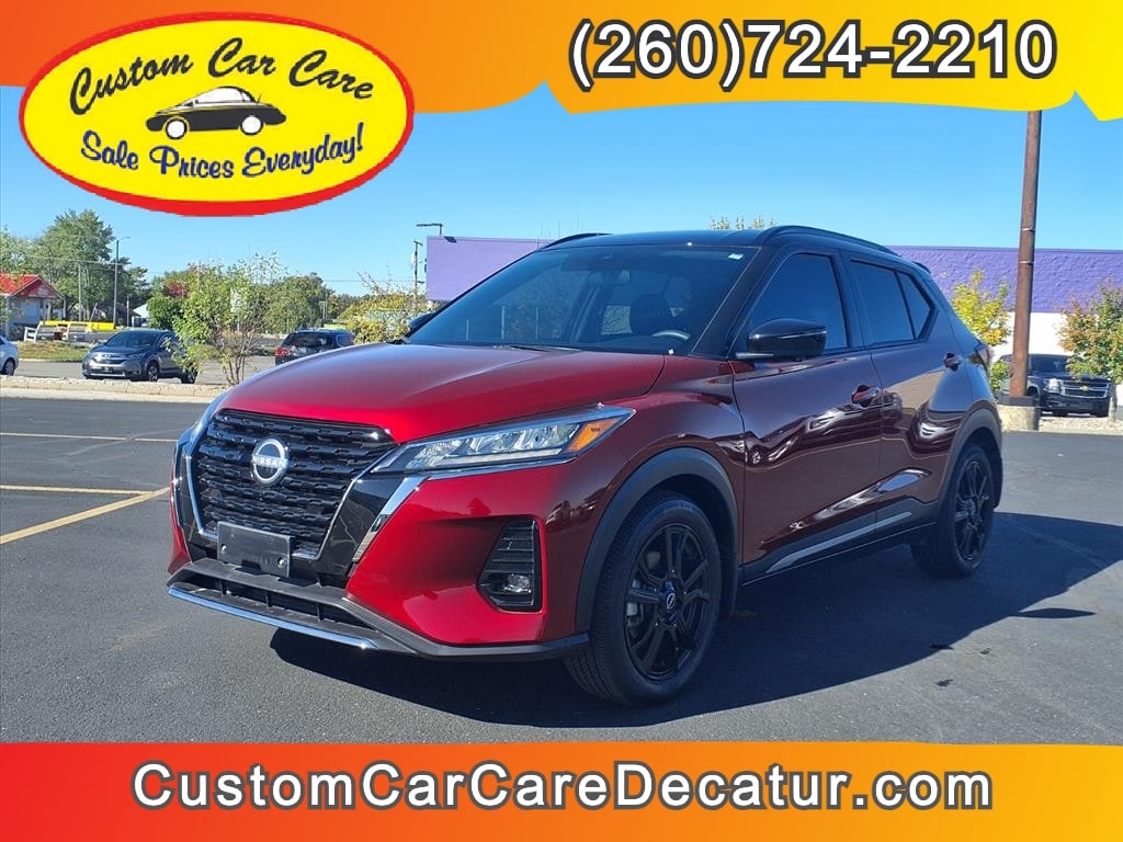 2023 Nissan Kicks SR's photo