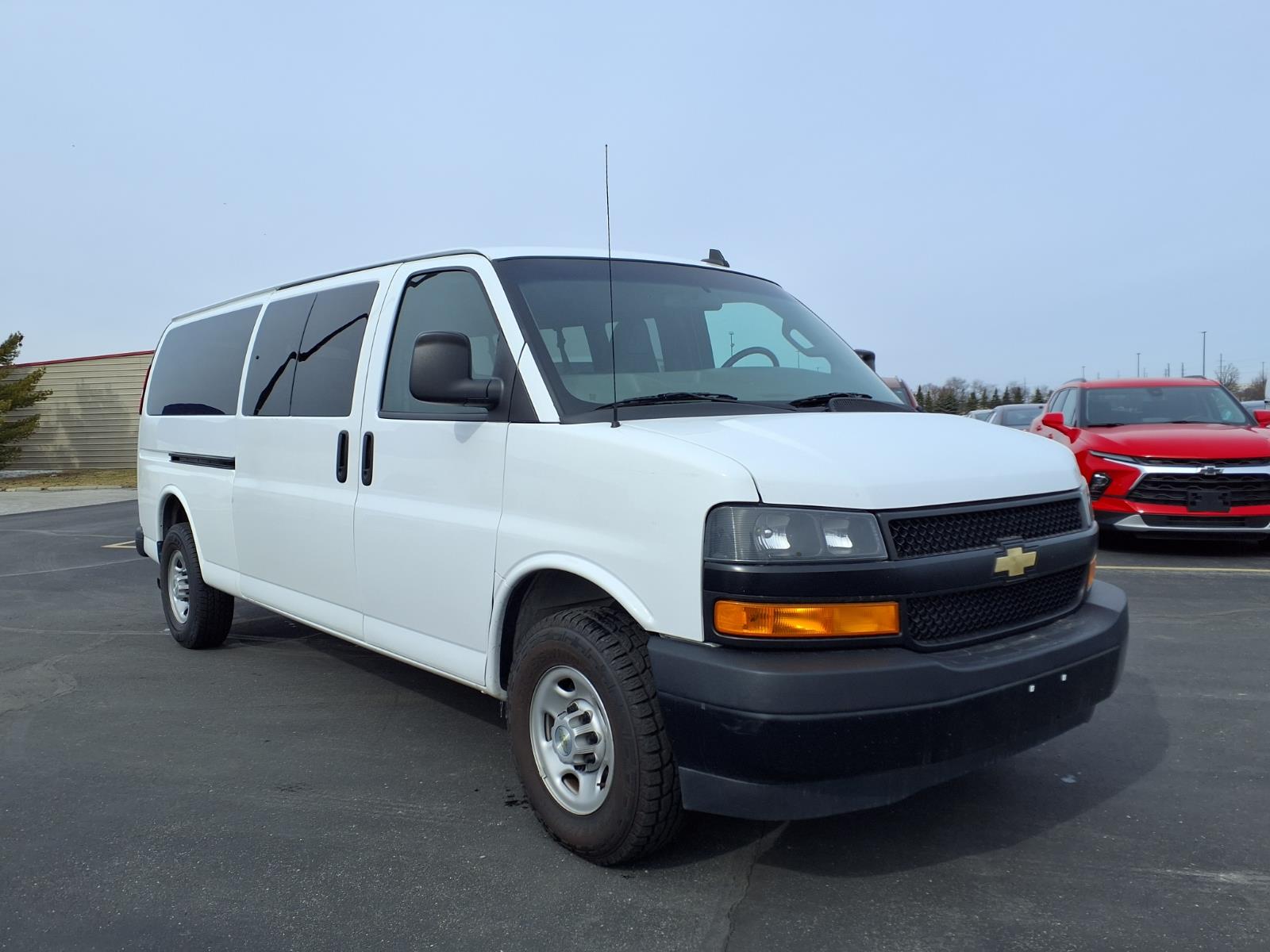 2022 Chevrolet Express Passenger LS - Photo 22