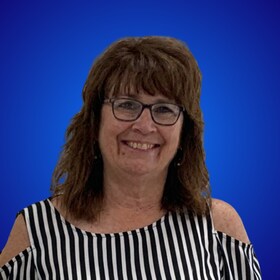 Staff member Carla Evans from ID_c22244a8c6fd
