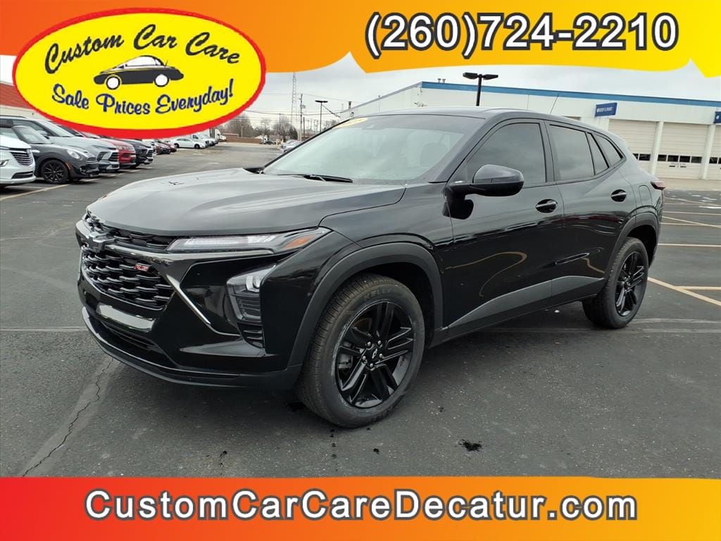 2025 Chevrolet Trax RS's photo