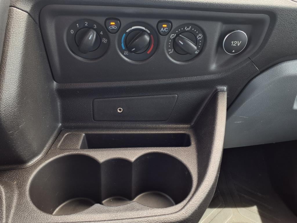 2019 Ford Transit Passenger Van XL - Photo 14