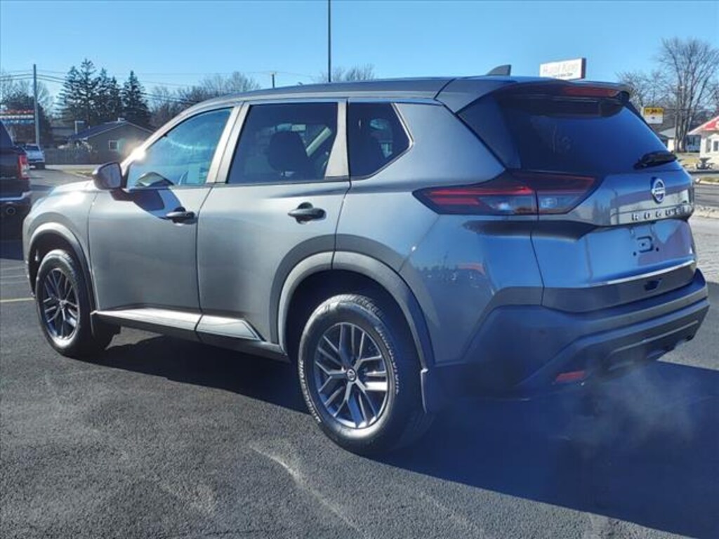 Used 2021 Nissan Rogue For Sale at Custom Car Care VIN 5N1AT3AAXMC673723