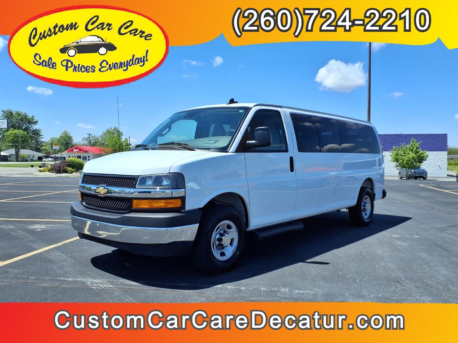 2025 Chevrolet Express 3500 LT Extended's photo