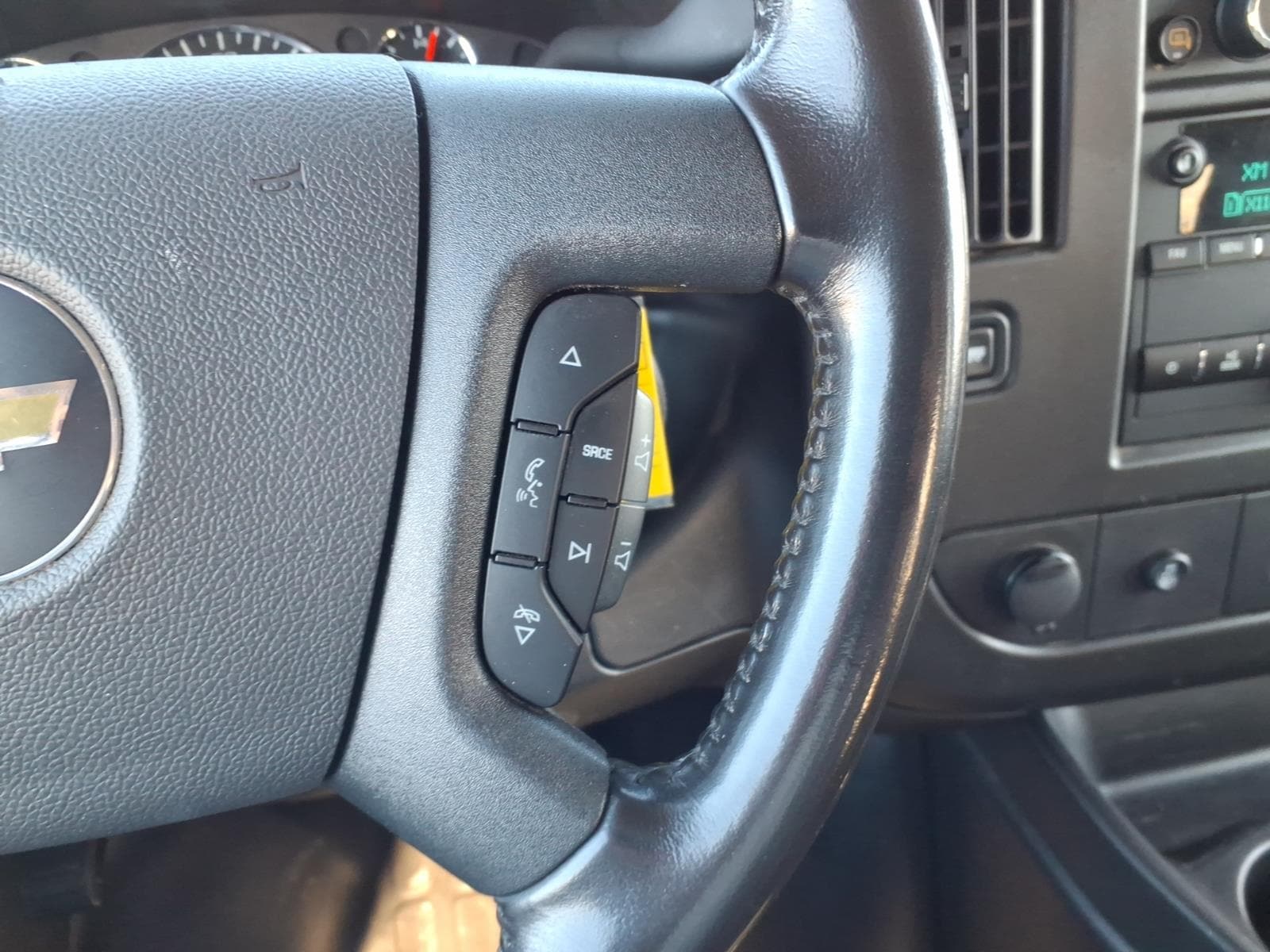 2022 Chevrolet Express Passenger LS - Photo 11
