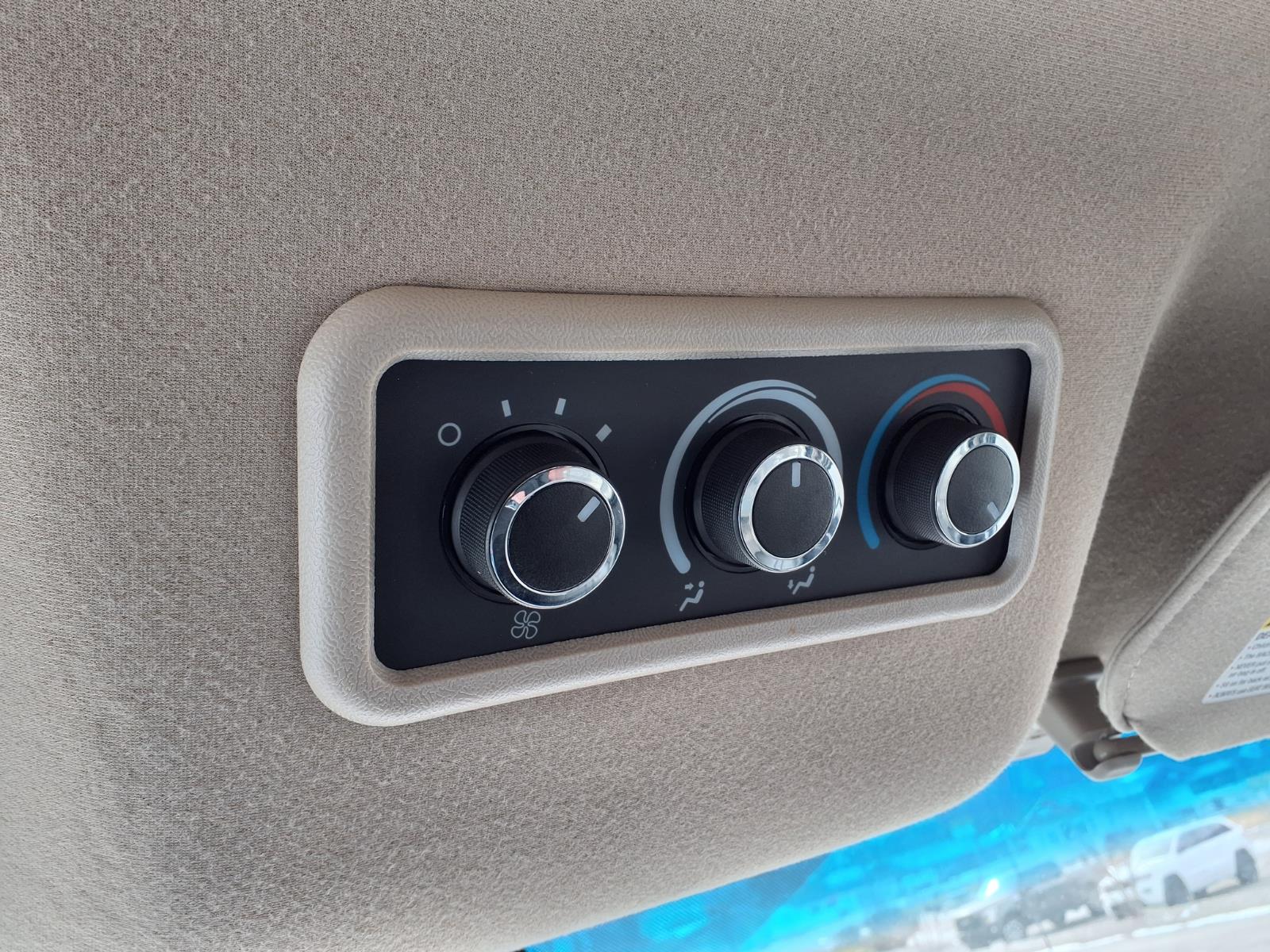 2022 Chevrolet Express Passenger LS - Photo 12