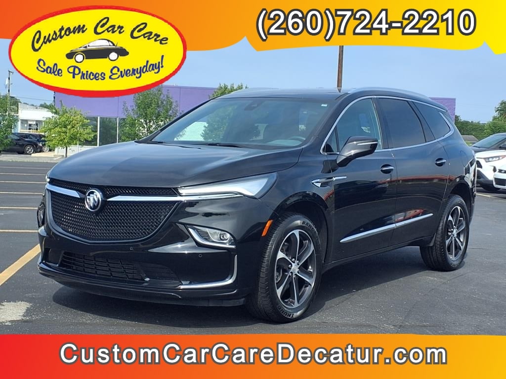 2022 Buick Enclave Essence's photo