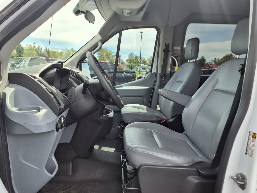 2019 Ford Transit Passenger Van XL - Photo 8
