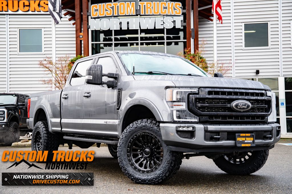 2022 Ford F-350 Super Duty Lariat's photo