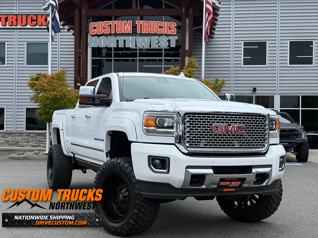 2016 GMC Sierra 4WD Crew Cab Standard Box Denali's photo