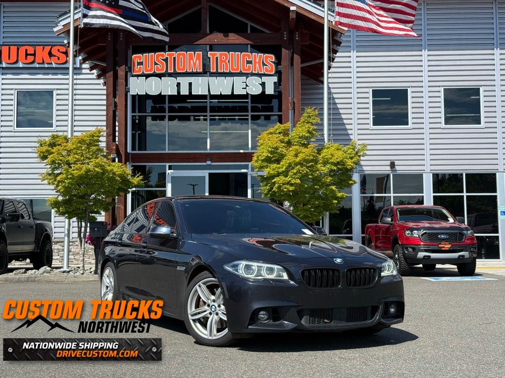 2014 BMW 5 Series 550i xDrive Sedan's photo