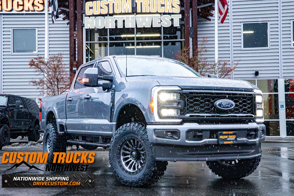 2023 Ford F-350 Super Duty Lariat's photo