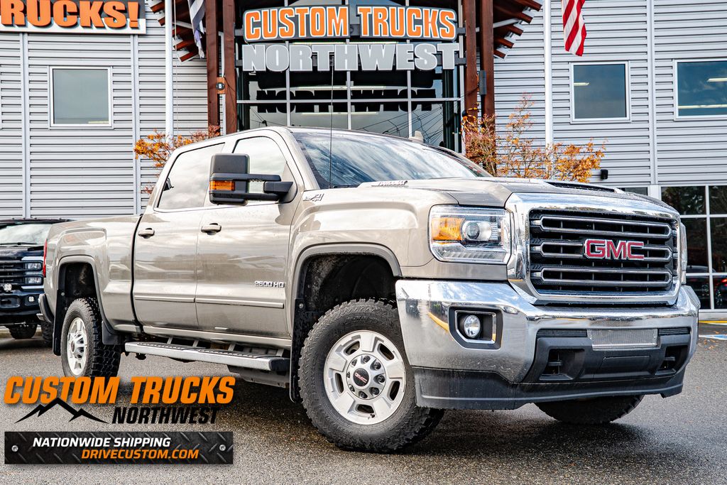 2017 GMC Sierra 2500HD SLE's photo