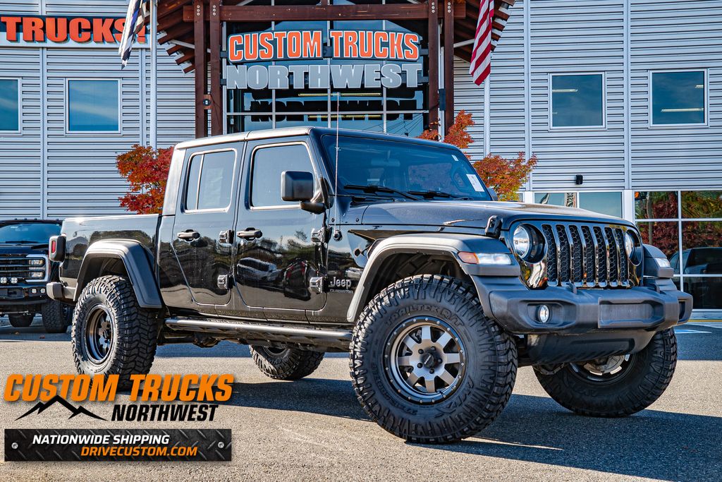2020 Jeep Gladiator Sport S's photo