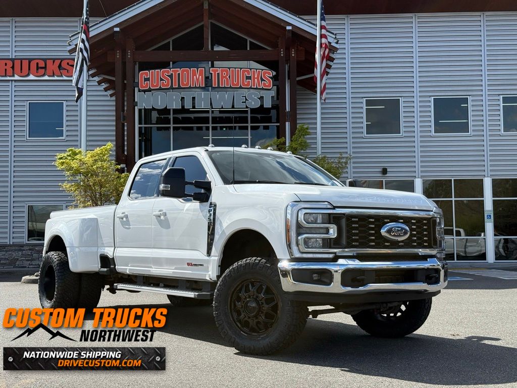 2024 Ford F-350 Lariat 4x4 Crew Cab 176 in DRW's photo