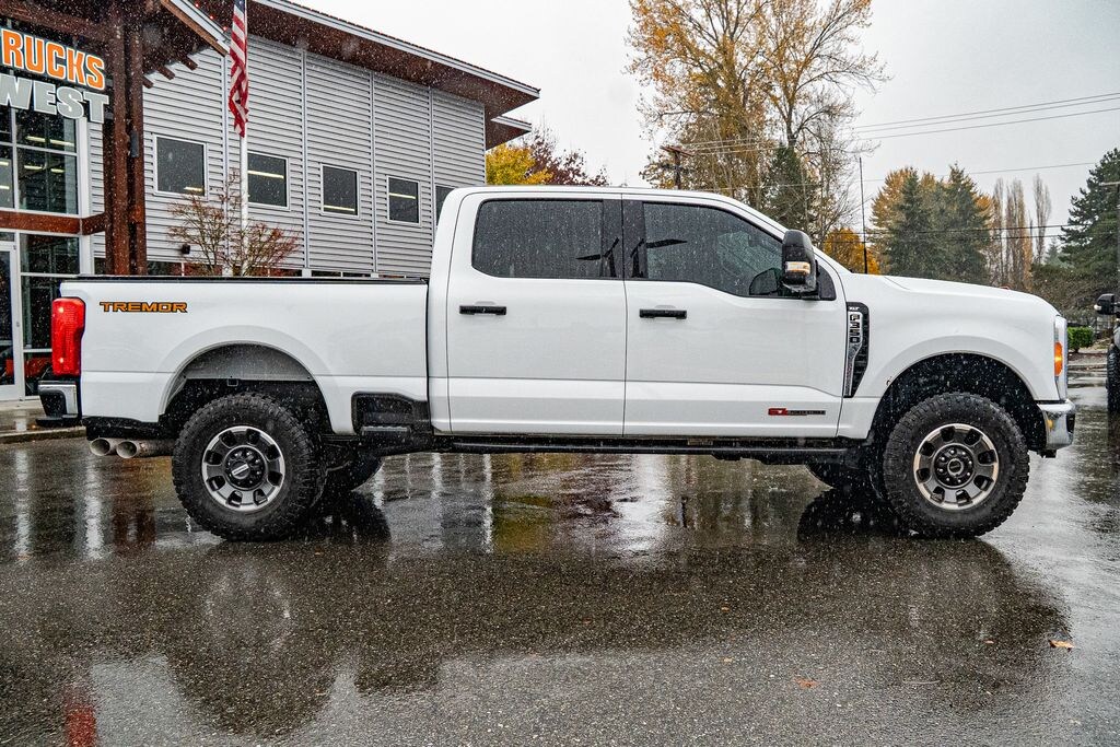 Used 2023 Ford F-350 XLT Truck Crew Cab