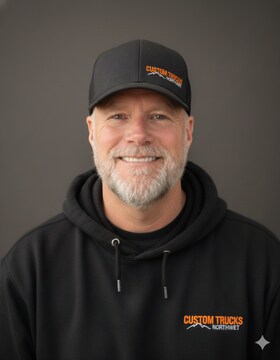 Staff member Chris Bingham from ID_5d4c25