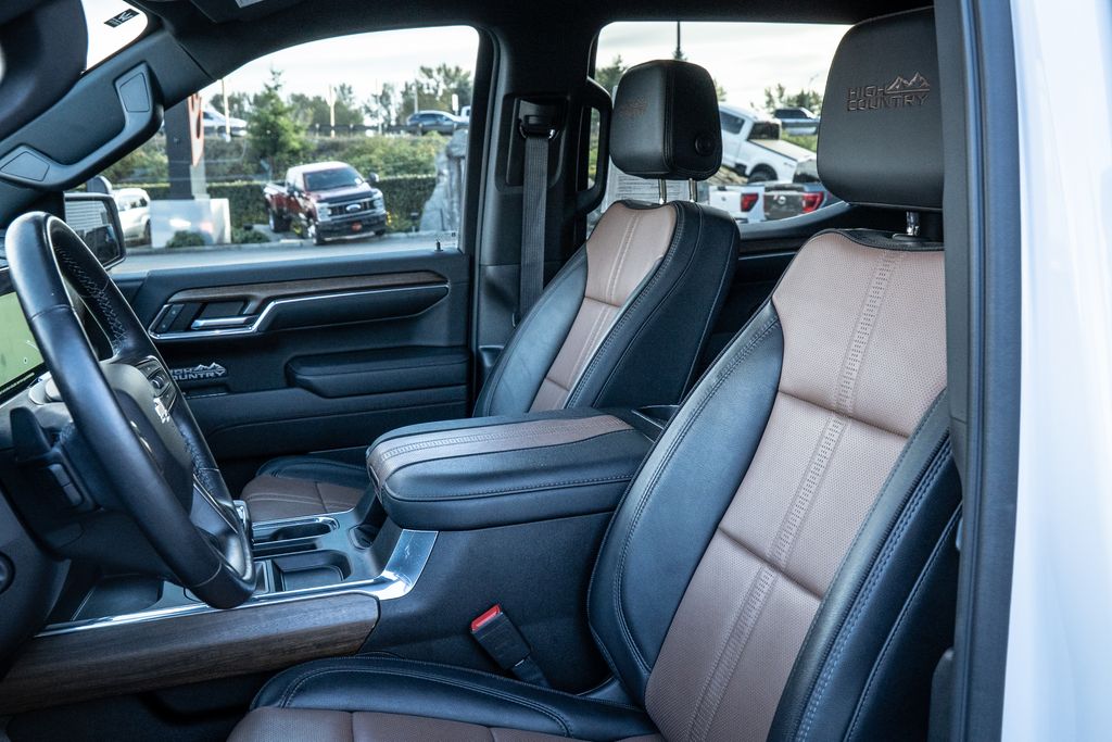2023 Chevrolet Silverado 1500 High Country - Photo 12