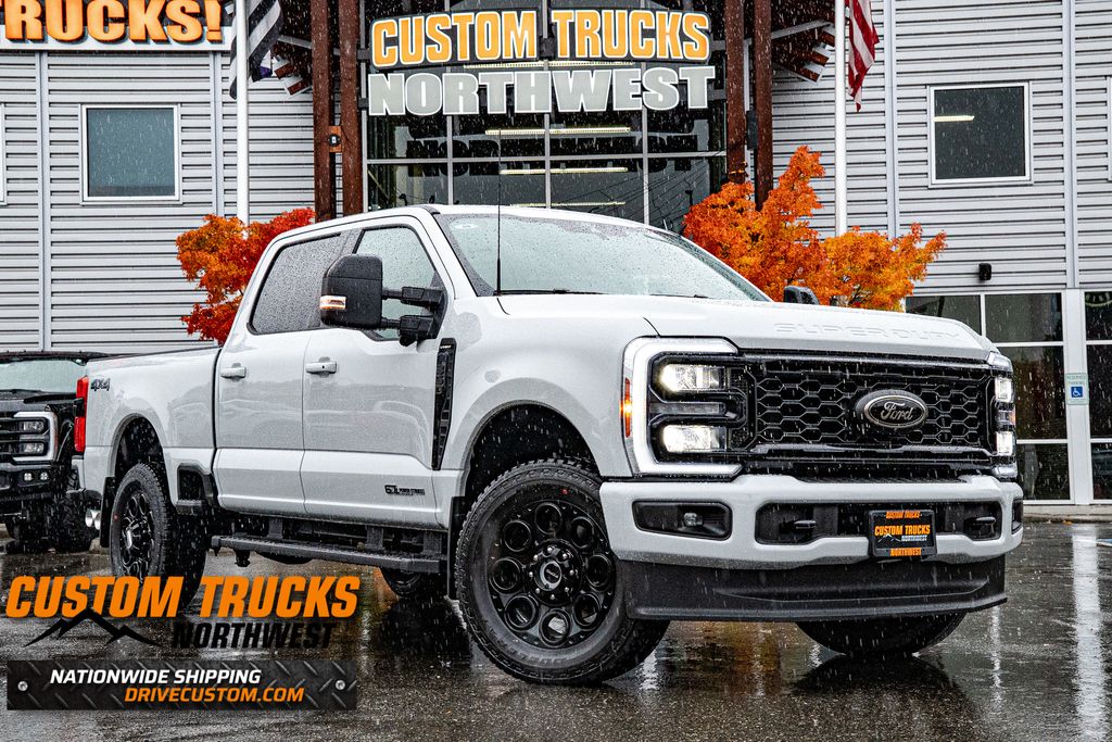 2025 Ford F-350 Super Duty Lariat's photo