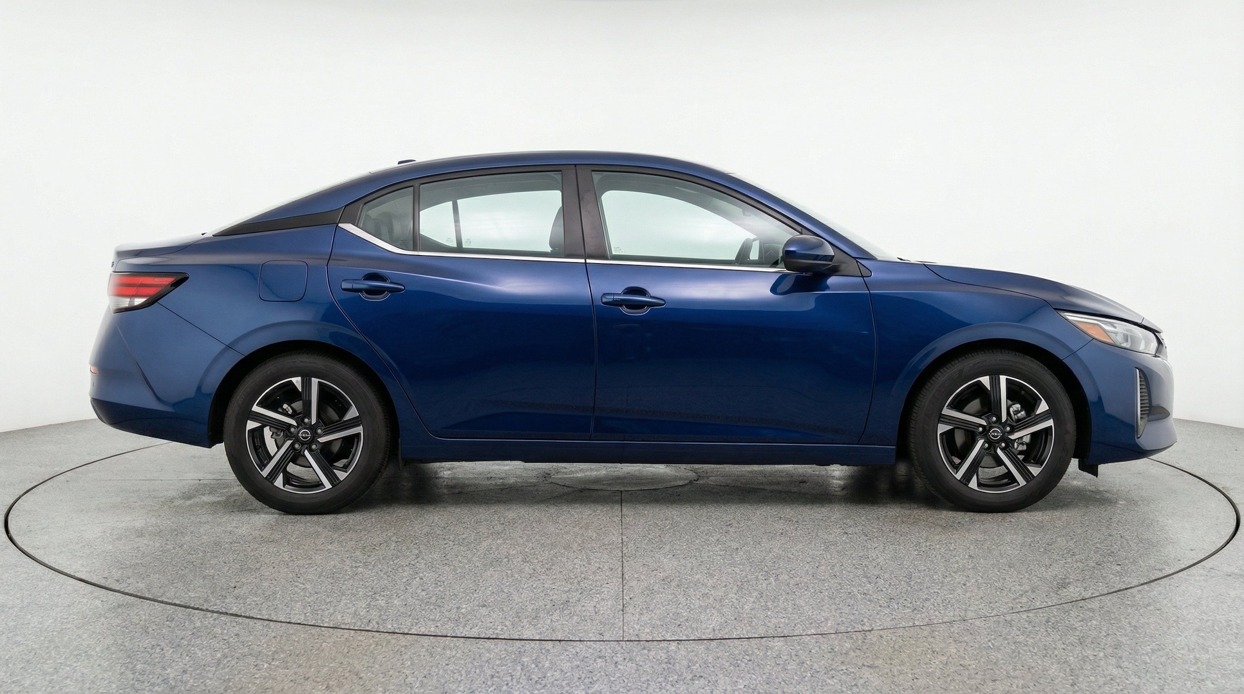 Thumbnail: 2025 Nissan Sentra - 11