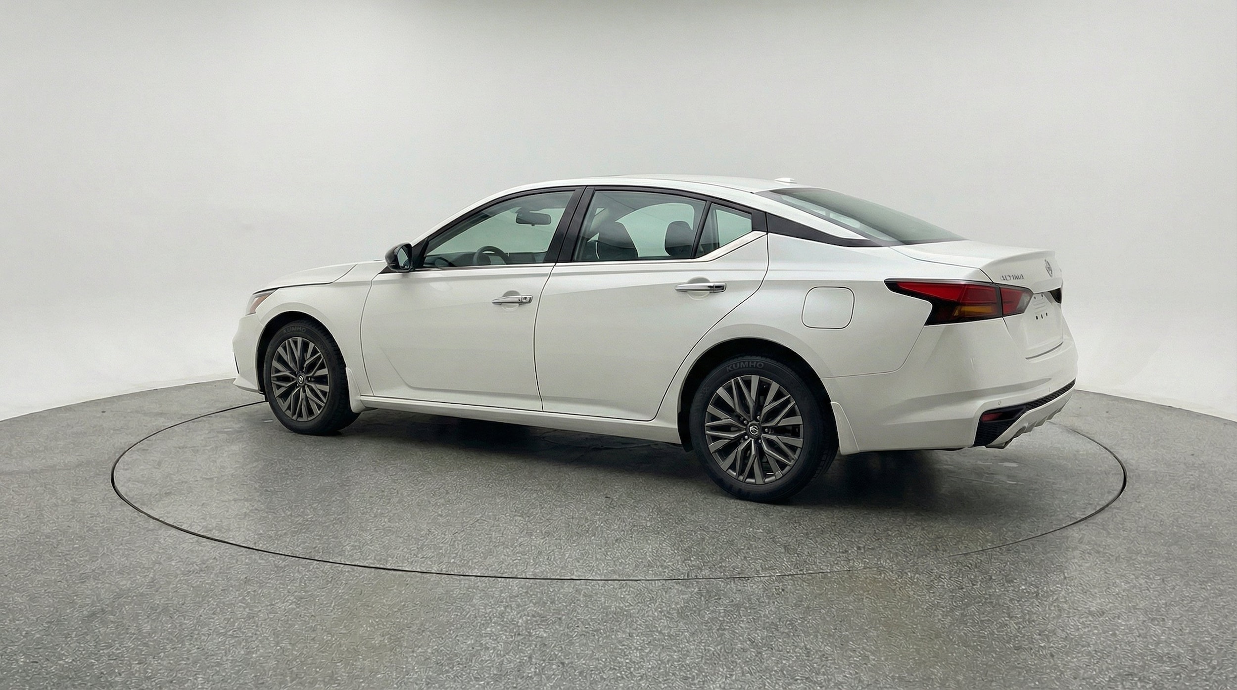 Thumbnail: 2025 Nissan Altima - 6