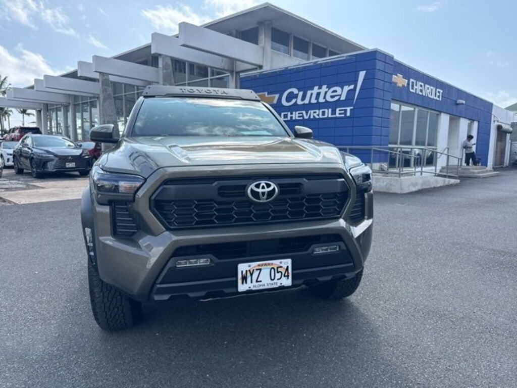 Used 2024 Toyota Tacoma 4WD SR5