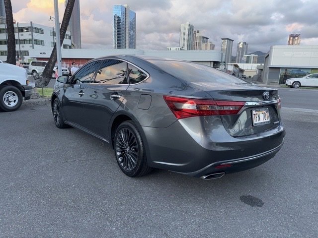 2017 Toyota Avalon XLE photo 4