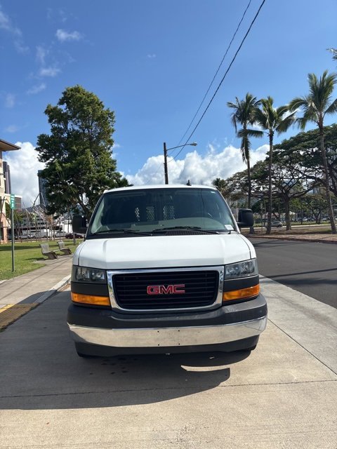 2023 Gmc Savana Cargo 2500 photo 2