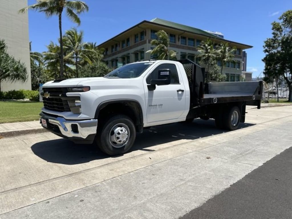 New 2025 Chevrolet Silverado 3500 HD Chassis Cab Work Truck Truck