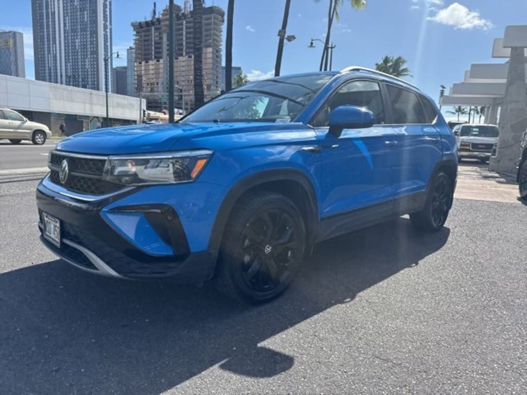 Used 2023 Volkswagen Taos SE