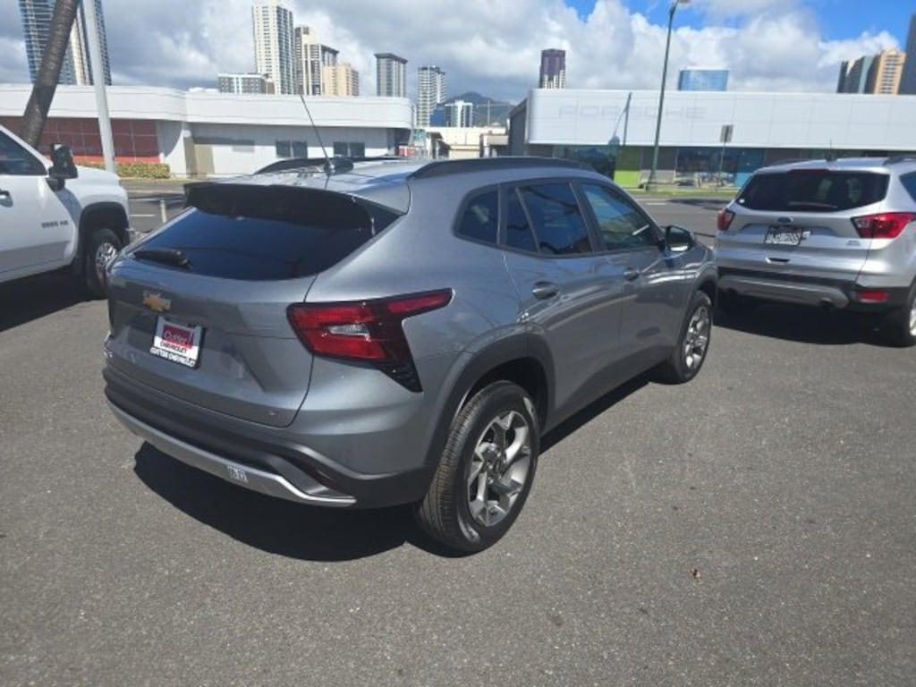 New 2026 Chevrolet Trax LT SUV