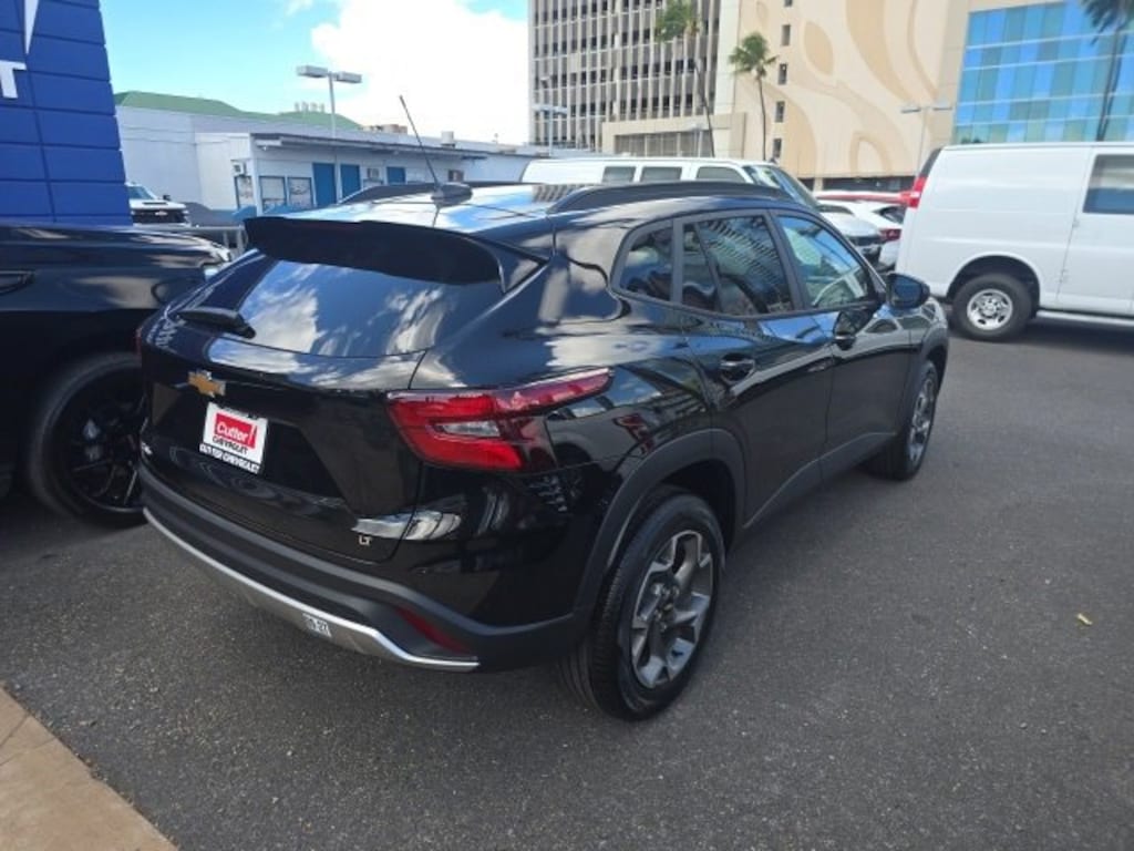 New 2026 Chevrolet Trax LT SUV