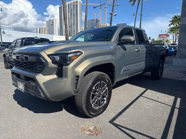 2024 Toyota Tacoma SR5 photo 2