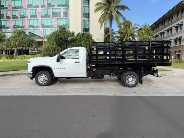2025 Chevrolet Silverado 3500HD Work Truck photo 3